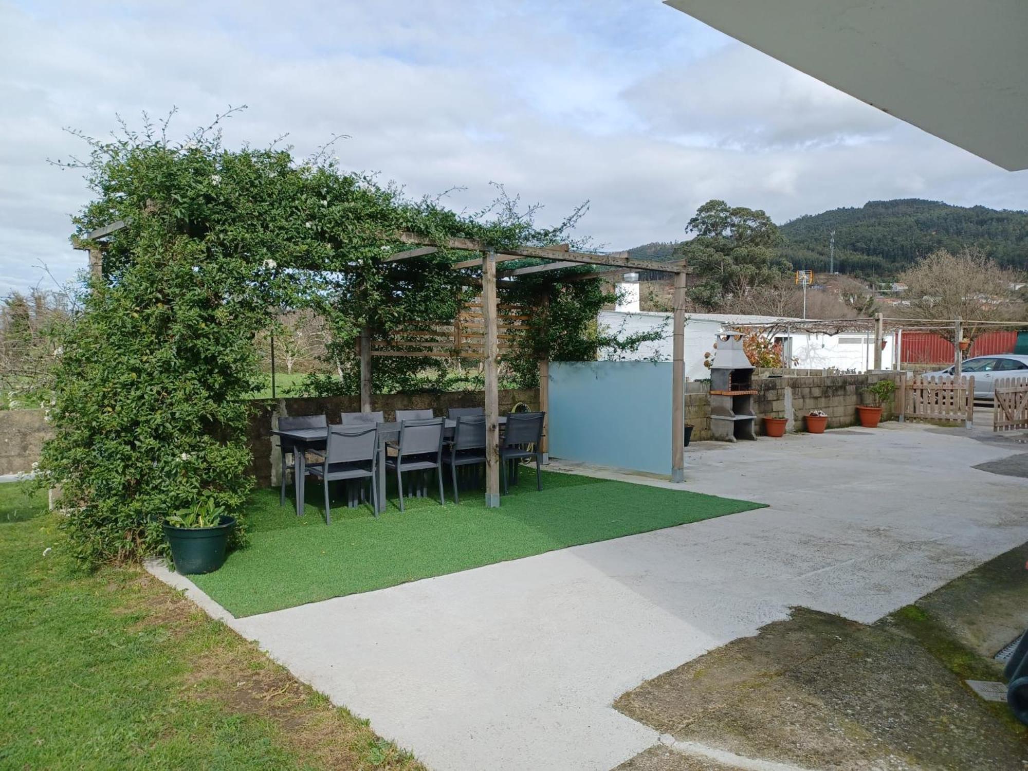 Acogedora Casa De Campo Neda Exterior foto